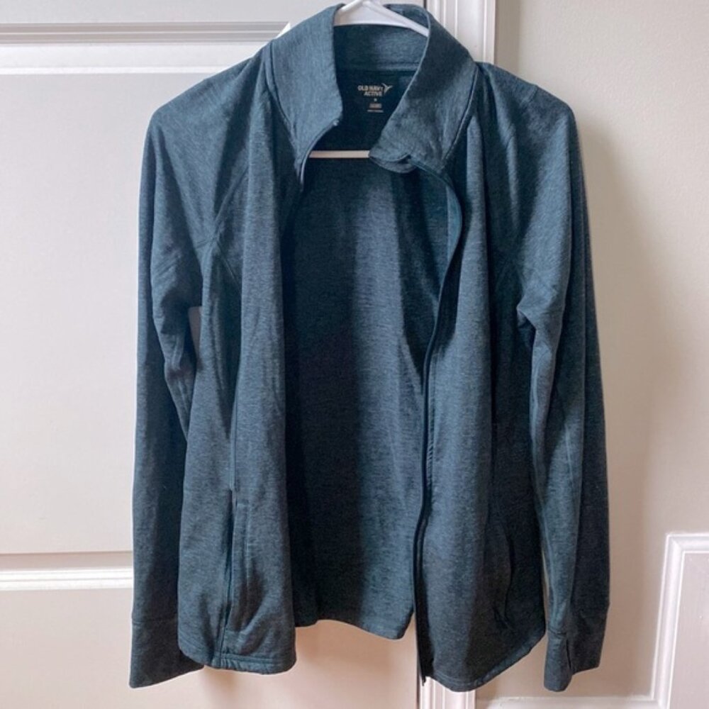 Old Navy activewear light jacket